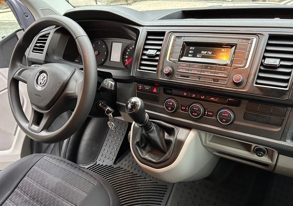 Volkswagen Caravelle cena 89000 przebieg: 193000, rok produkcji 2018 z Zakopane małe 154